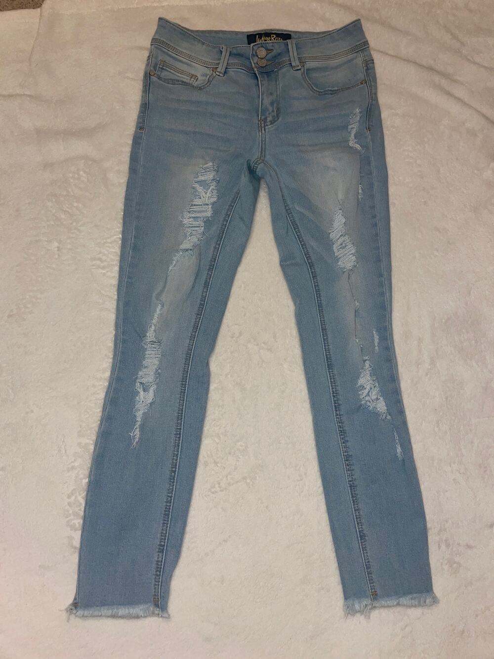 Indigo Rein distressed light washed Jean. Size 5.